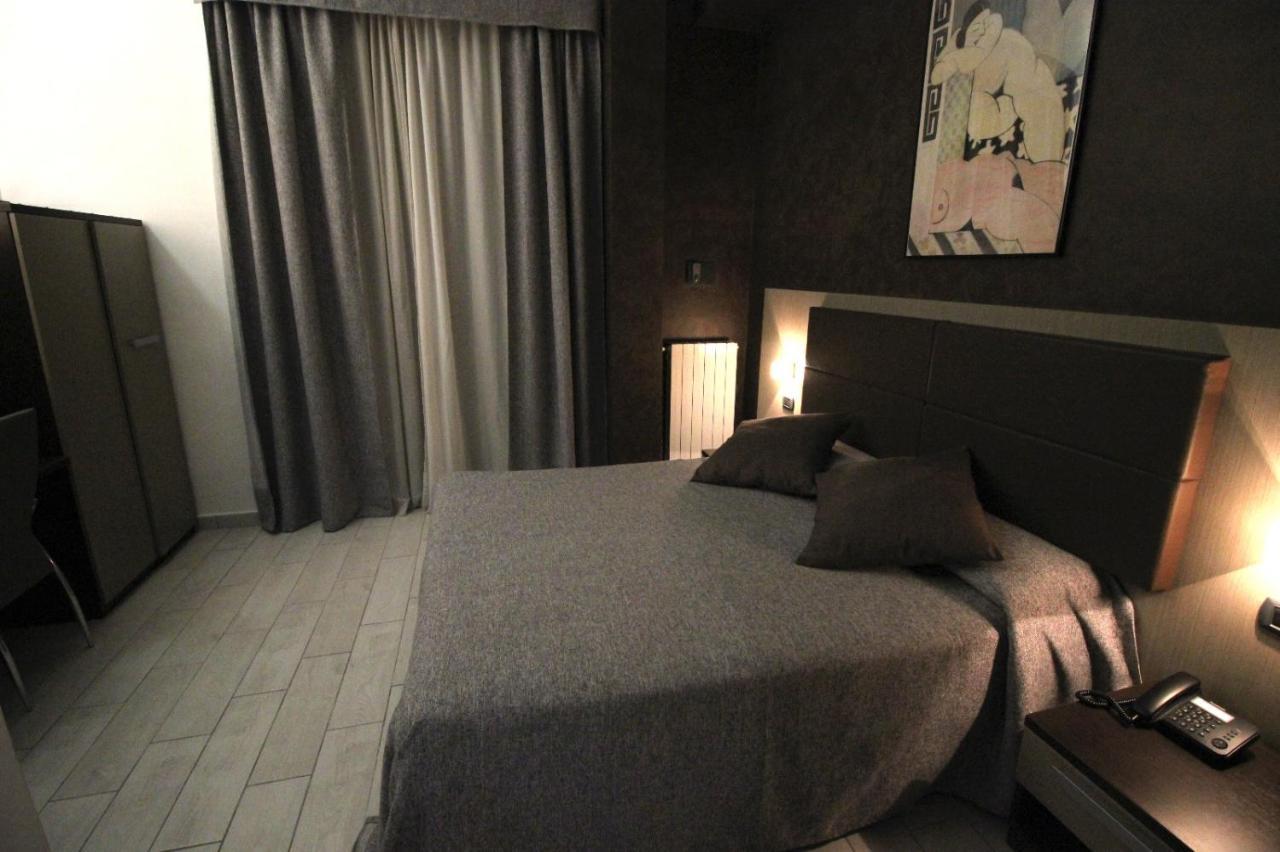 Hotel Charter, Rome